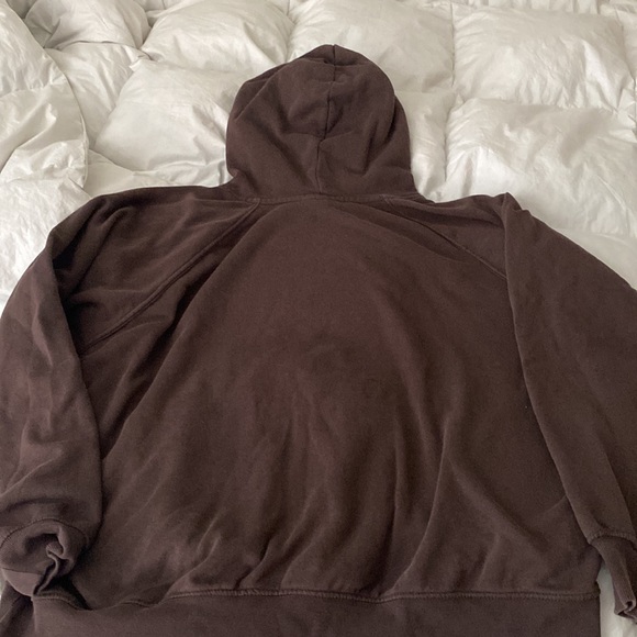 woman’s hoodie - Picture 3 of 3